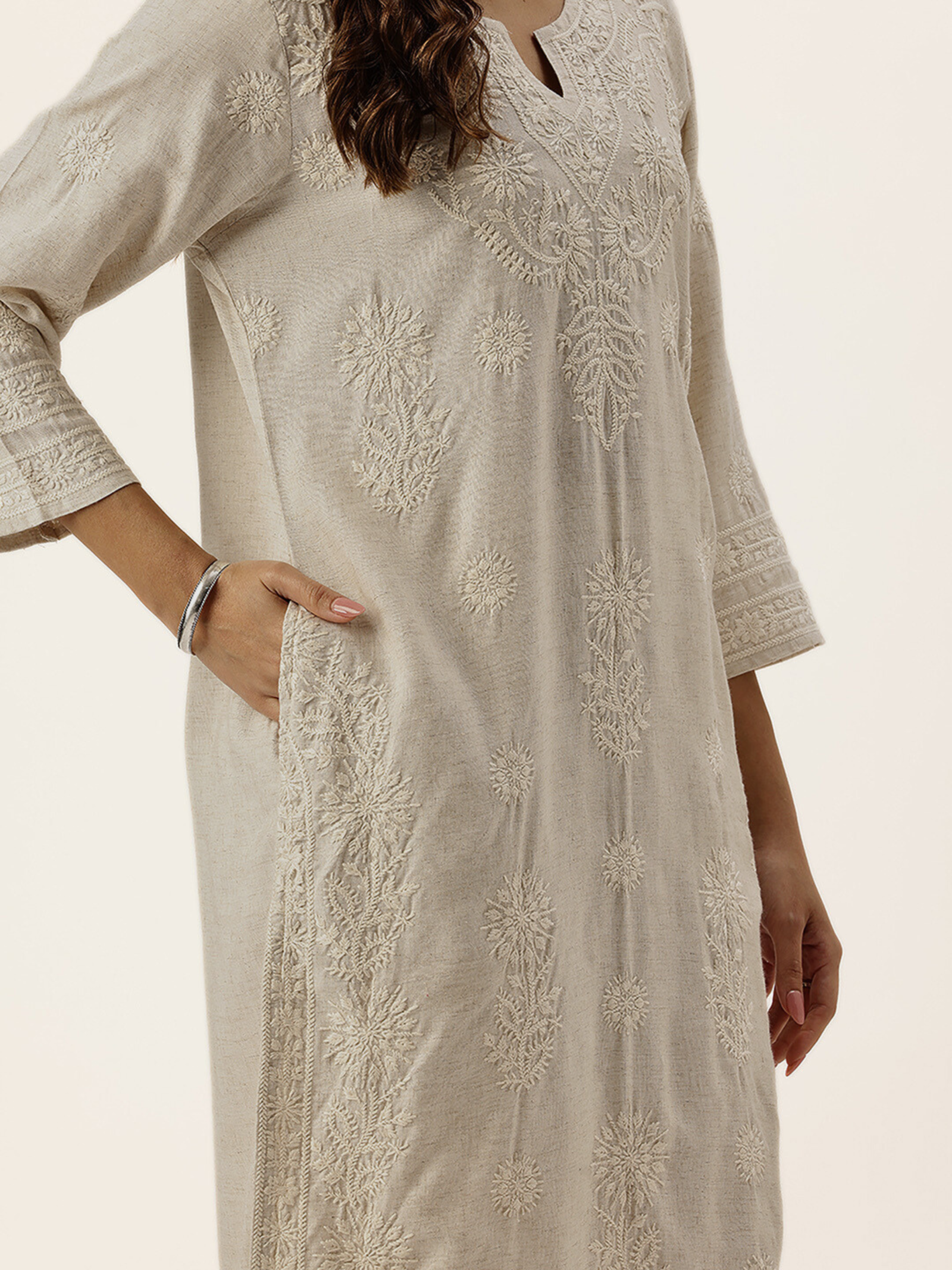Beige Floral Embroidered Kurta - Image 6