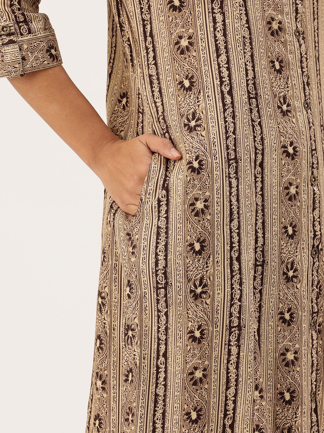 Beige Ethnic Motifs Printed Roll-Up Sleeves Kurta - Image 6