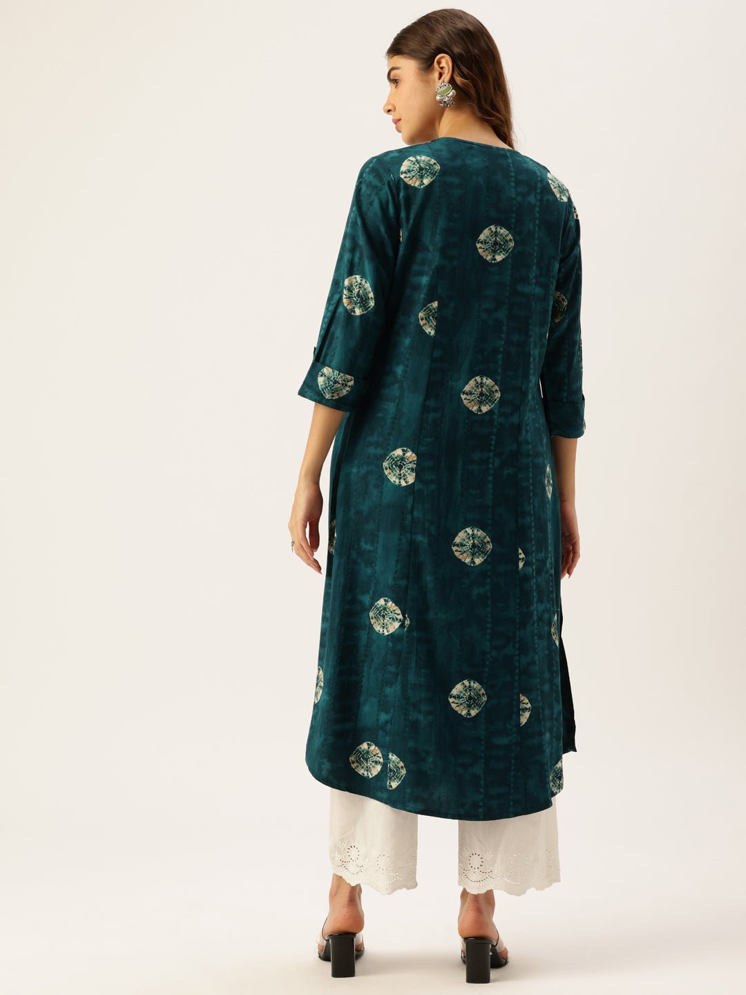 Blue Geometric Dyed V-Neck Straight Kurta - Image 4