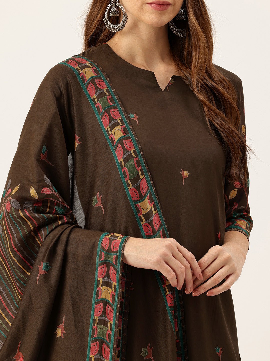 Brown Floral Printed Kurta & Trousers With Dupatta - Image 2