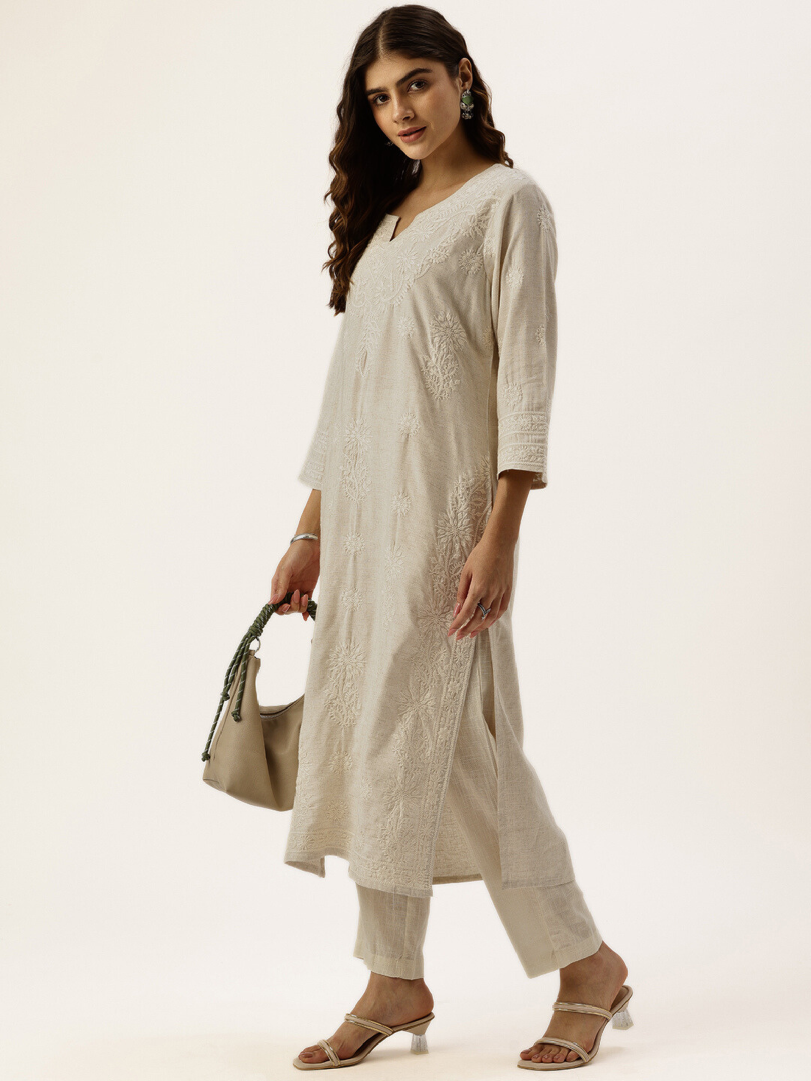 Beige Floral Embroidered Kurta - Image 5